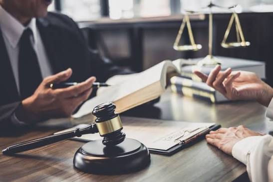 What does a worldwide lawyer do and what abilities do they require?