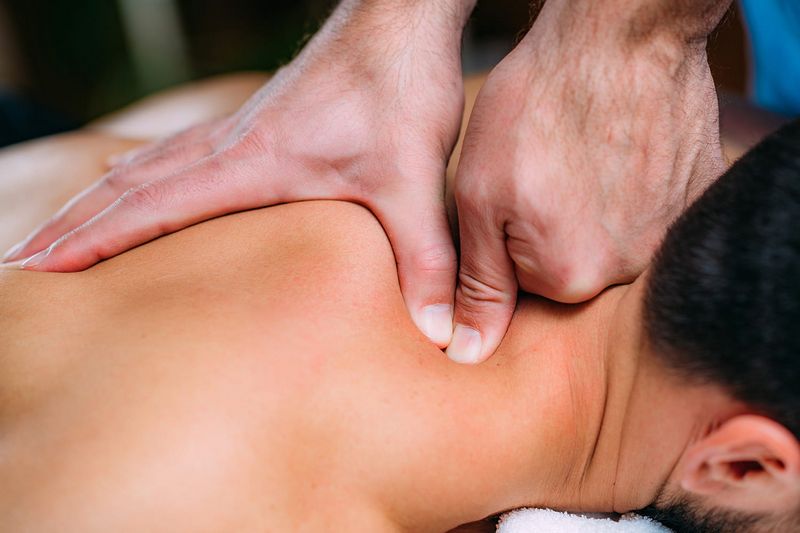 Integrating Lymphatic Water Drainage Massage with Other Therapies